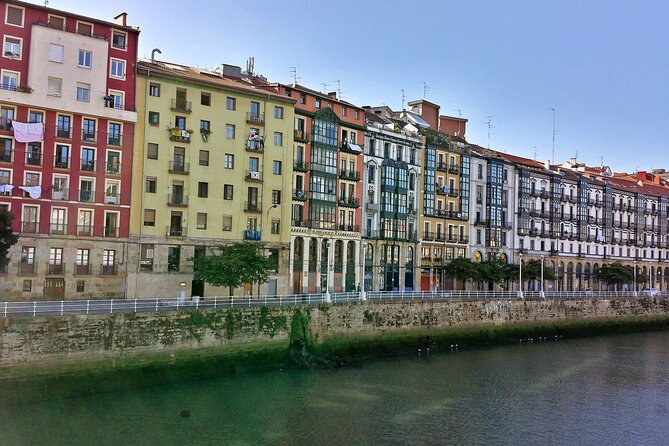 Bilbao City & Guggenheim Museum With Lunch From San Sebastian