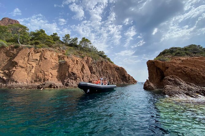 Boat Excursion – Cannes Esterel Coves Insight – 1H30