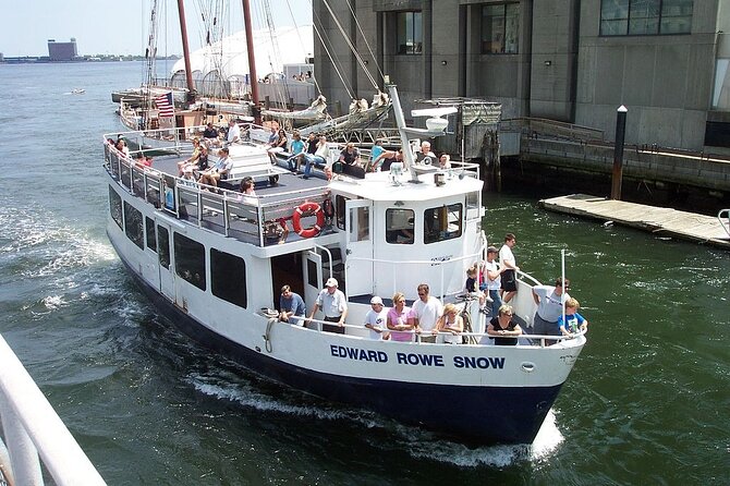 Boston Historic Taverns Tour With Tastings & Roundtrip Ferry Ride