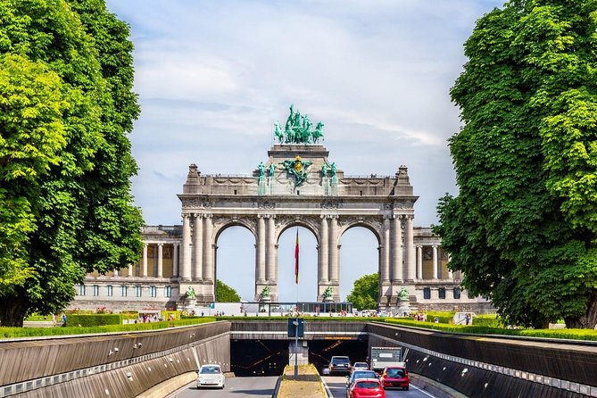 Brussels Day Tour From Amsterdam With Guided Walking Tour and Chocolate Tasting