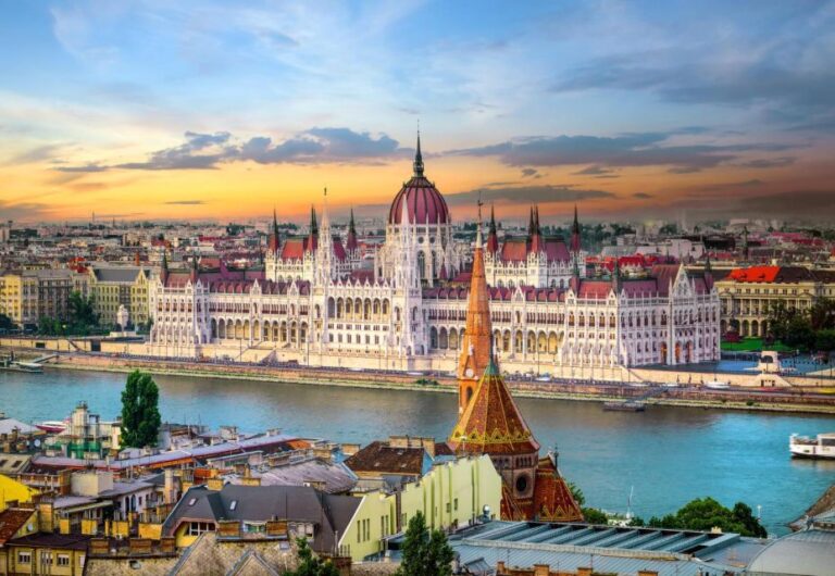 Budapest: Capture the Most Photogenic Spots With a Local