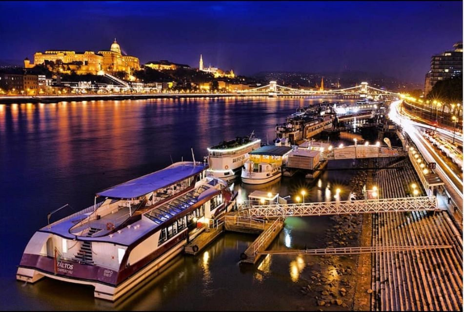 1 budapest downtown budapest unlimited booze cruise Budapest: Downtown Budapest Unlimited Booze Cruise