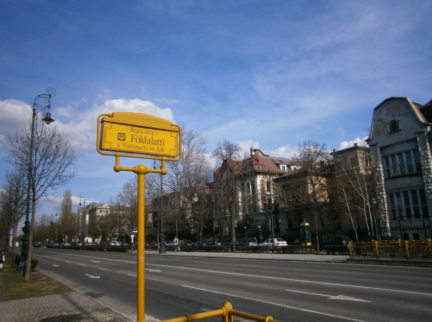 Budapest: Inner City Private Walking Tour of Pest - Experience Highlights