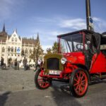 1 budapest private city tour by vintage royal car Budapest: Private City Tour by Vintage Royal Car