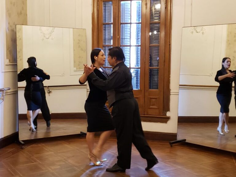 Buenos Aires: Group Tango Class With Mate and Snacks