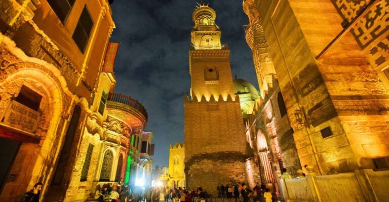 Cairo: Cairo by Night Guided Sightseeing Tour