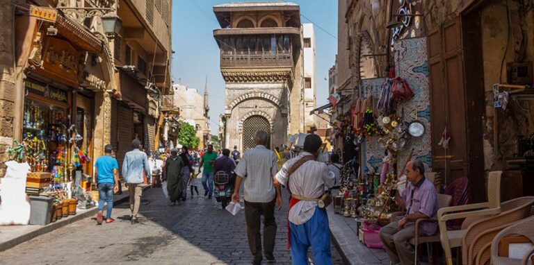 Cairo/Giza: Egyptian Museum and Khan El-Khalili Guided Tour
