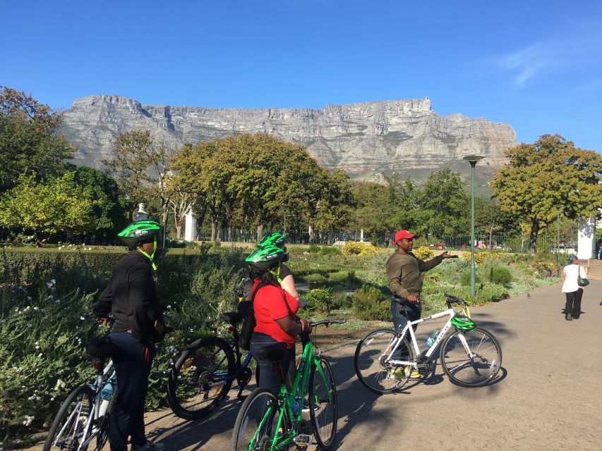 1 cape town guided city cycling heritage tour private tour Cape Town Guided City Cycling Heritage Tour - Private Tour