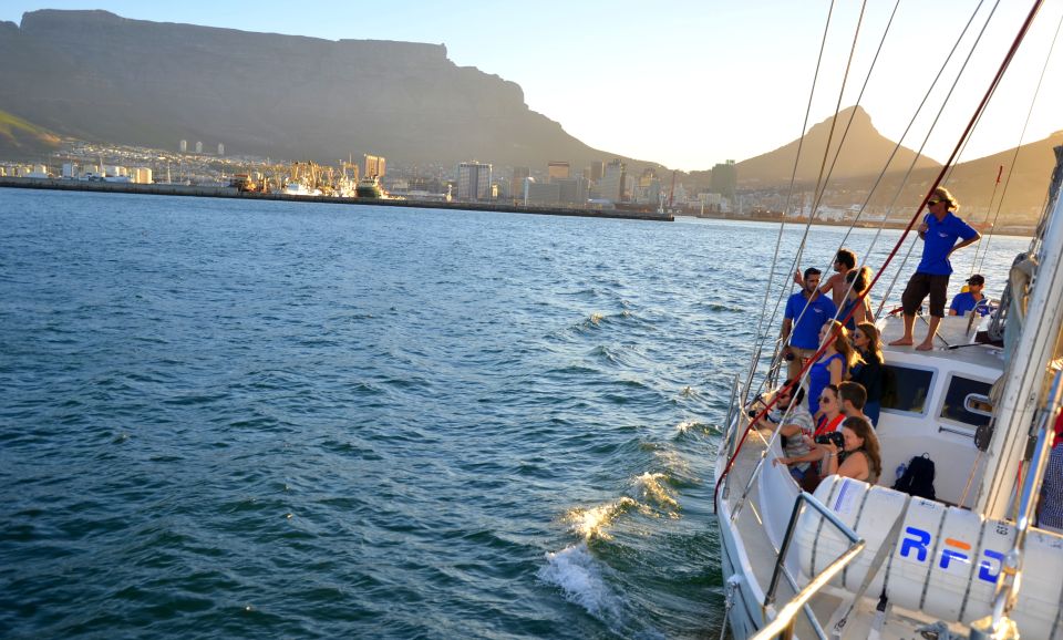 1 cape town pre sunset champagne cruise Cape Town: Pre-Sunset Champagne Cruise