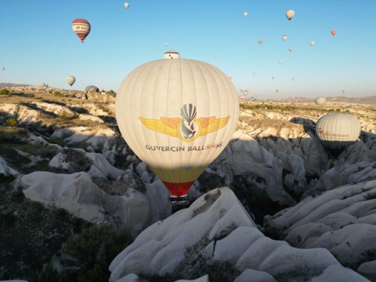 Cappadocia: Fairy Chimneys Sunrise Hot Air Balloon Flight
