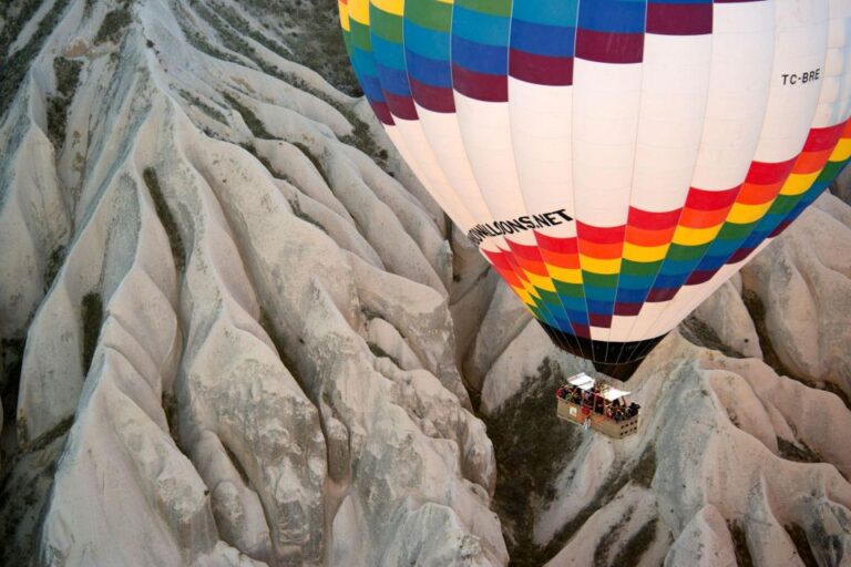 Cappadocia: Göreme Sunrise Hot Air Balloon Ride