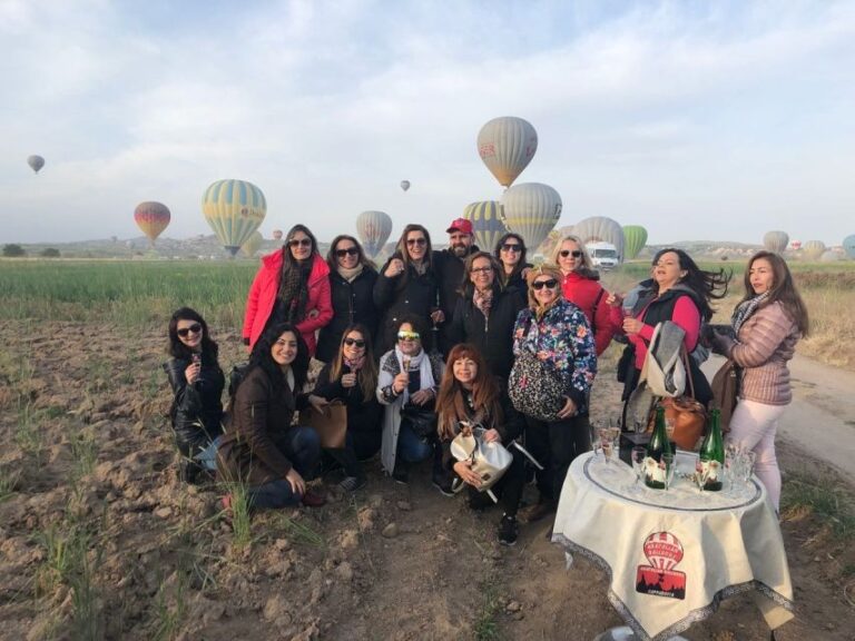 Cappadocia: Hot Air Balloon Tour