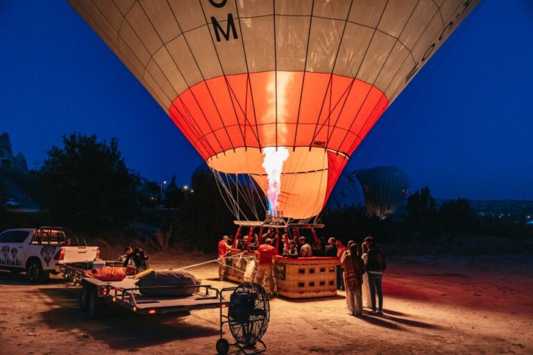 Cappadocia: Hot Air Balloon Trip in Goreme With Breakfast