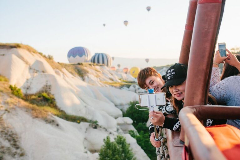 Cappadocia: Sunrise Hot Air Balloon Ride and Day Tour