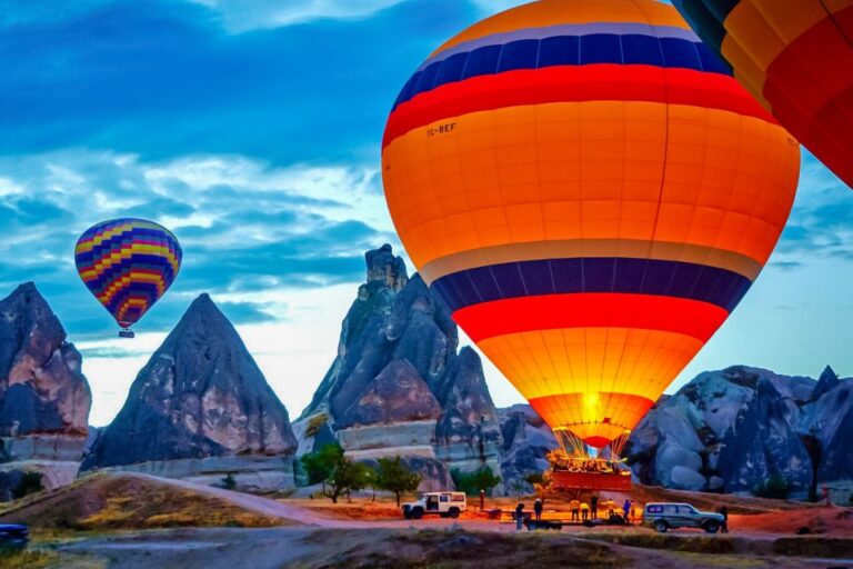 Cappadocia: VIP Hot Air Balloon Tour With Breakfast