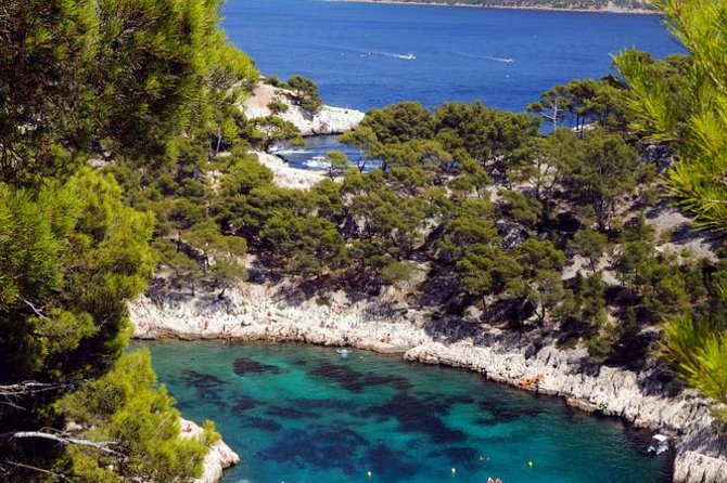 Cassis and Aix En Provence Sightseeing Tour From Marseille