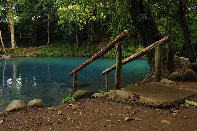 Celeste River Tubing Experience  – La Fortuna