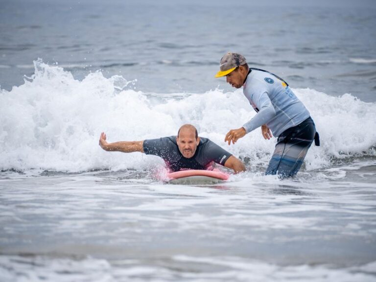 Cerritos Beach – Full-Day of Surf Lessons