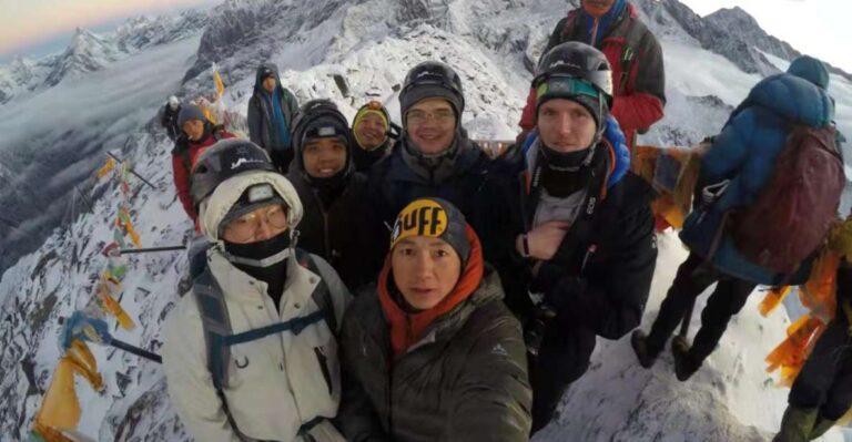 Chengdu: 6-Day Mt. Siguniang Dafeng Erfeng Climbing Tour