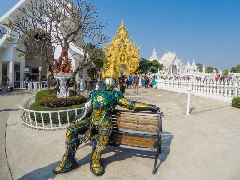 Chiang Rai: 2-Day Private White Temple & Golden Triangle