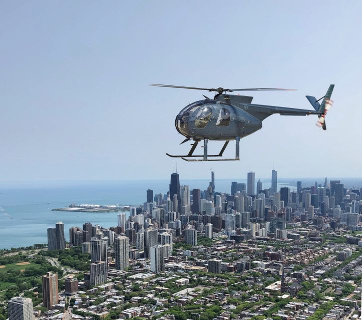 1 chicago 45 minute private helicopter flight for 1 3 people Chicago: 45-Minute Private Helicopter Flight for 1-3 People