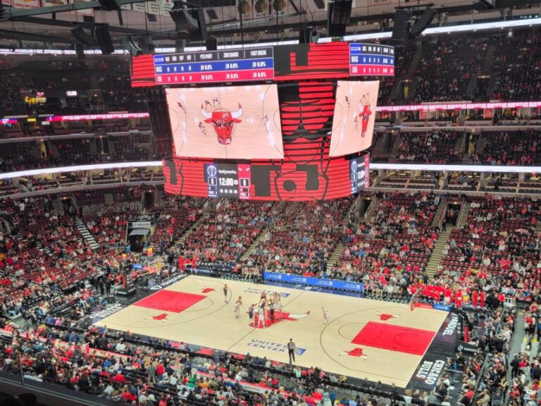 Chicago: Chicago Bulls Basketball Game Ticket