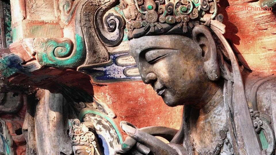 Chongqing: Dazu Rock Carvings Private Transfer or Tour