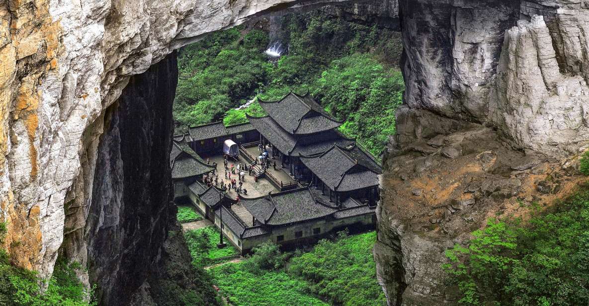 1 chongqing wulong private day exploration tour Chongqing: Wulong Private Day Exploration Tour