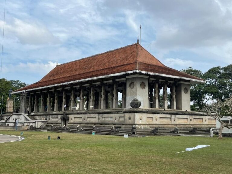 Colombo: Guided City Tour With Entry Tickets