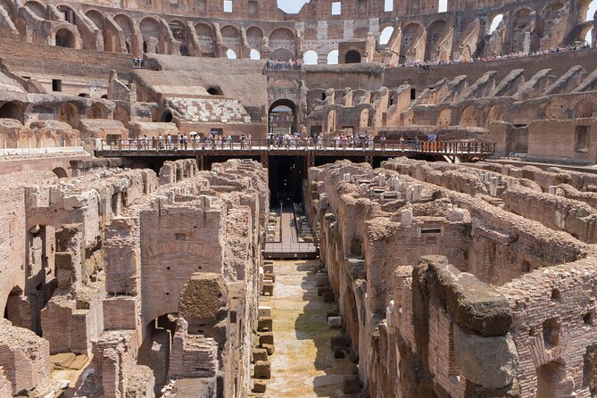 Colosseum, Roman Forum and Palatine Guided Tour in Spanish – Skip the Line