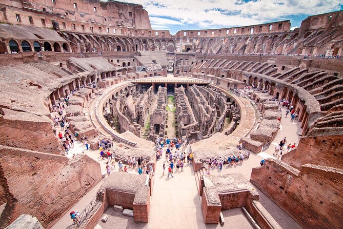 Colosseum, Roman Forum and Palatine Hill Skip the Line Tour With Meeting Point