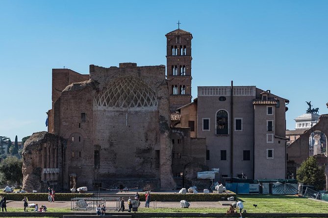 Colosseum Tour With Gladiator Arena Floor, Forum and Palatine Hill