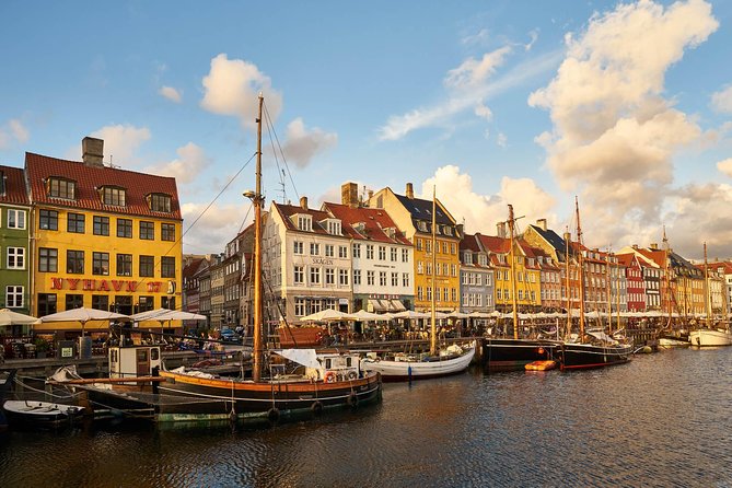 Copenhagen Famous Landsmarks PhotoWalks Tour