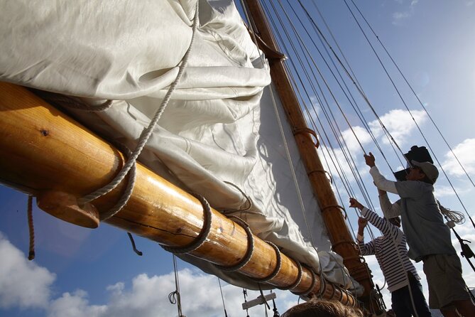 Day Sail Aboard a Classic Yacht : San Diegos Best-Kept Secret: