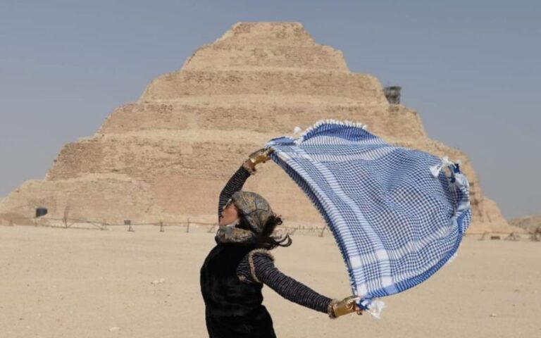 Day Tour To Giza Pyramids & Sakkara Private Tour