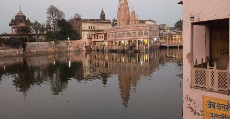 Delhi: Agra Mathura Vrindavan Sightseeing Tour With Lunch