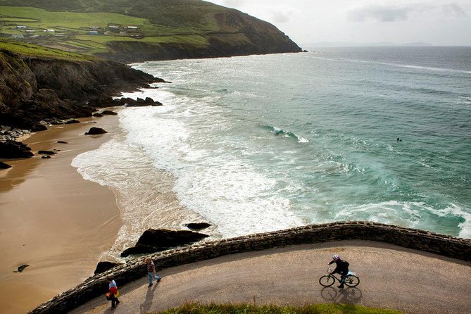Dingle Peninsula Day Tour From Cork: Including the Wild Altanic Way