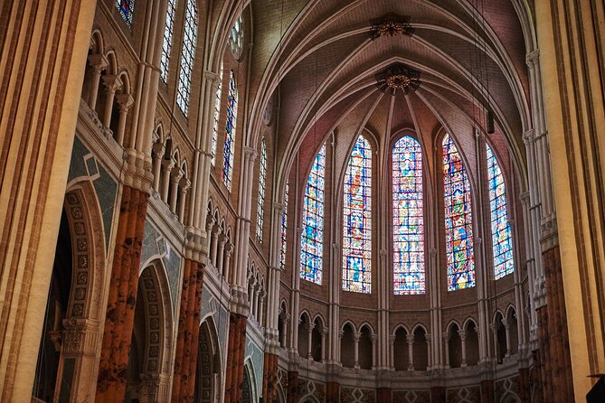 Discovering Medieval Wonder of Chartres Cathedral