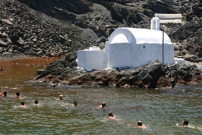 Early Season Experience: 3-hours Santorini Volcano and Hot Springs Trip