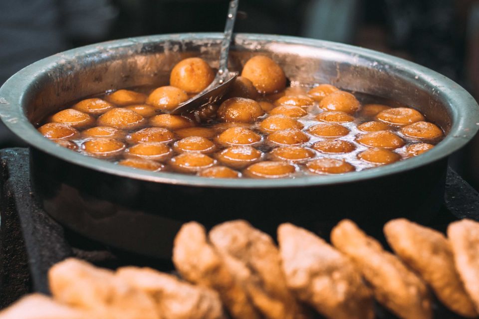 Eat Like a Local: Chandni Chowk Street Food and Walking Tour - Experience Highlights