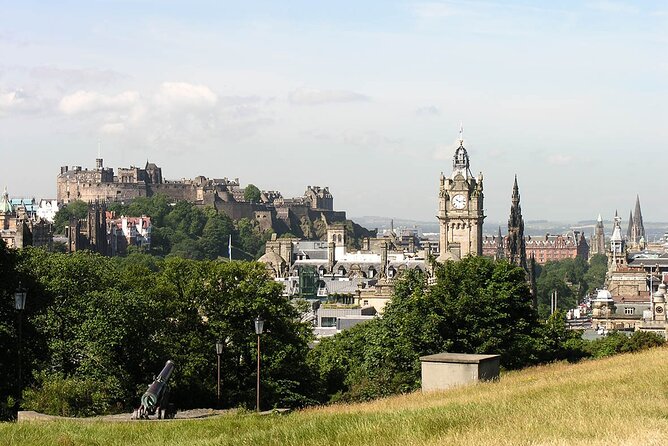Edinburgh Guided Walking Tour: Outlander and Jacobites
