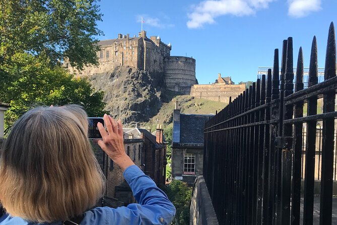 Edinburgh Private City Day Tour in Luxury MPV