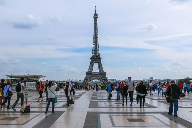 Eiffel Tower Guided Tour With Summit Access