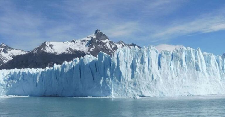 El Calafate: Perito Moreno Glacier Guided Day Tour & Sailing