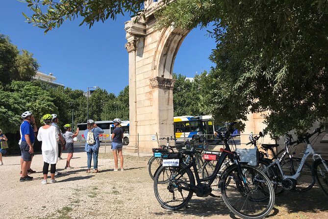 Electric Bike Discover of Old and New Athens With Street Food