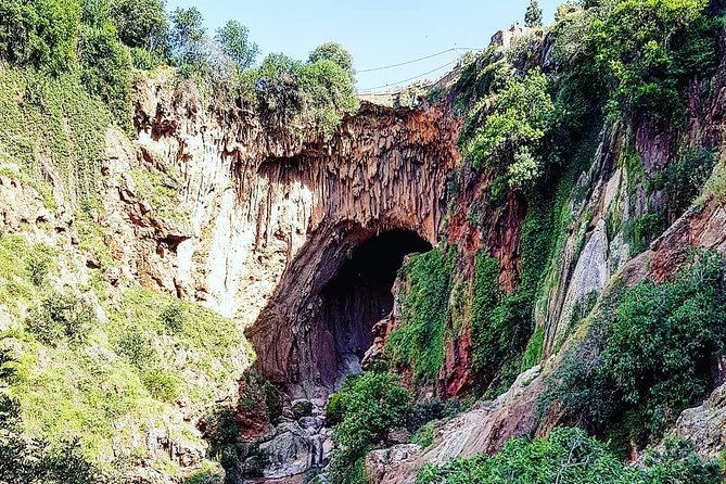 Emin Evrys Cave and Ouzoud Waterfalls