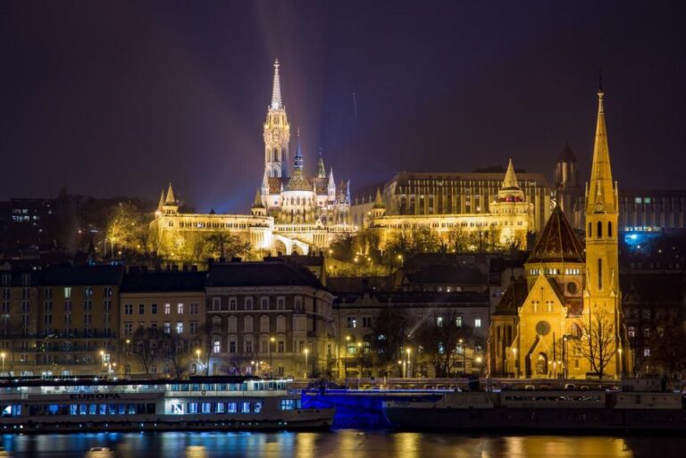 Enjoy a 2 Hour Illumination Tour in Budapest