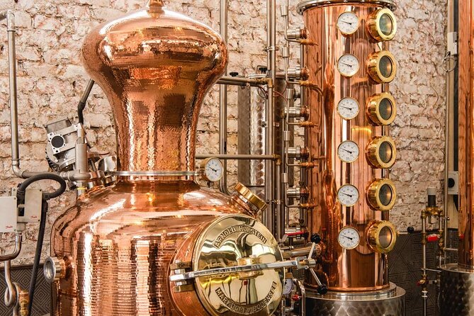 Enjoy Gin Distillery Tour With Tasting Flight and Singapore Sling Masterclass