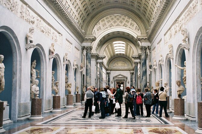 Entire Vatican Tour Experience Treasure of the Sistine Chapel