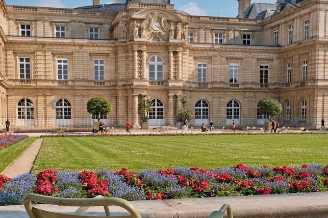 Escape Game in the Luxembourg Garden – Adults, Children or Teenagers